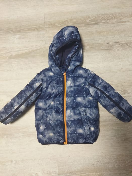 Продам куртку на хлопчика