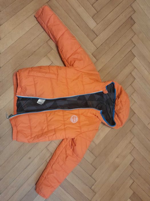 Kurtka dziecięca z Decathlon rozm 140