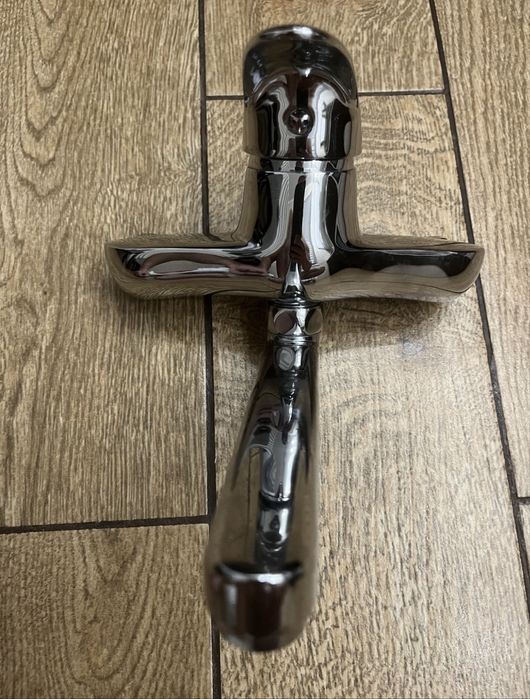 Змішувач для ванни Ferro