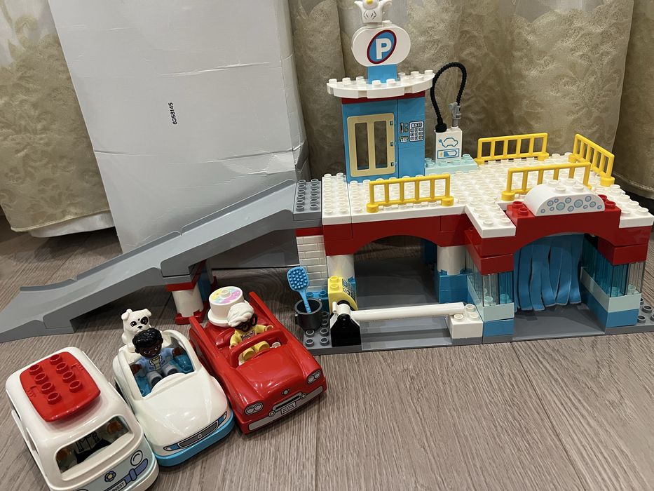 Lego duplo автомойка та гараж