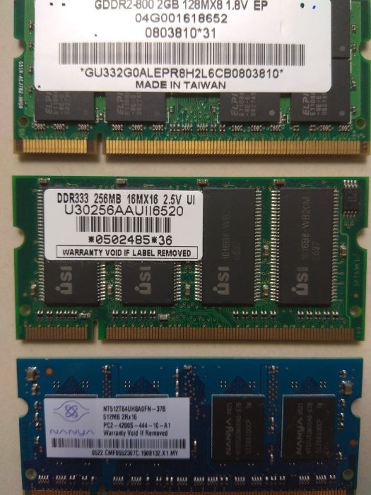 Várias memórias RAM para computador portátil