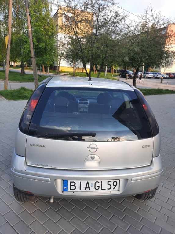 Opel Corsa C *2006r *klima *alusy *nowy akumulator *sprawne autko