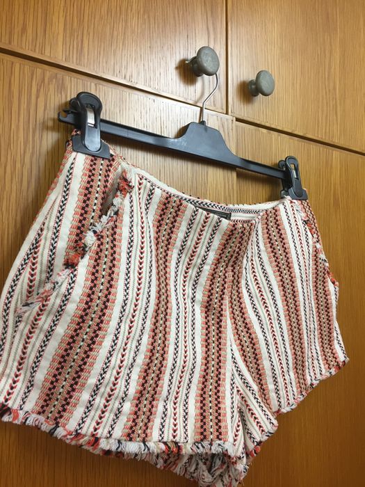 Calções com padrão Zara novos