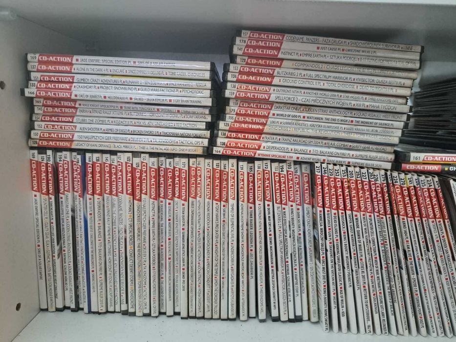 Kolekcja gier komputerowych(Każda gra do znalezienia na moim profilu)