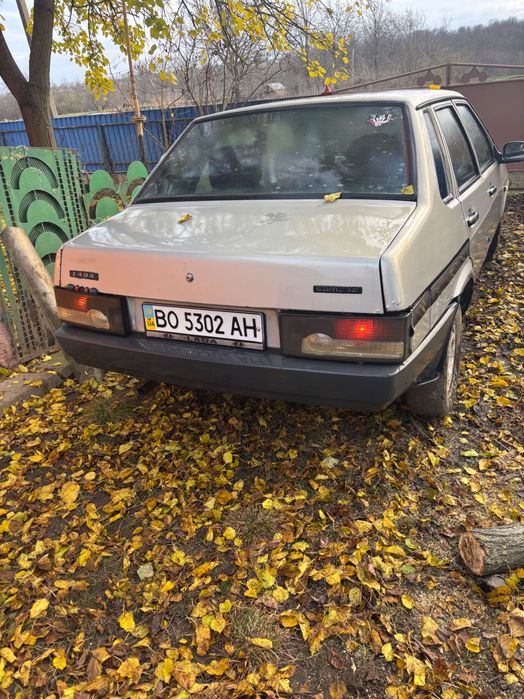 Розбираю Део сенс і ваз 21099