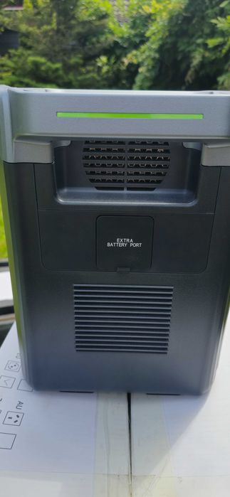 Зарядна електрост⁶анція Growatt INFINITY 2000 PRO 2.4 кВт