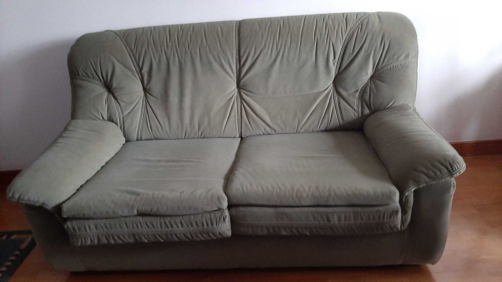 Sofá-cama + poltrona em courtisane verde