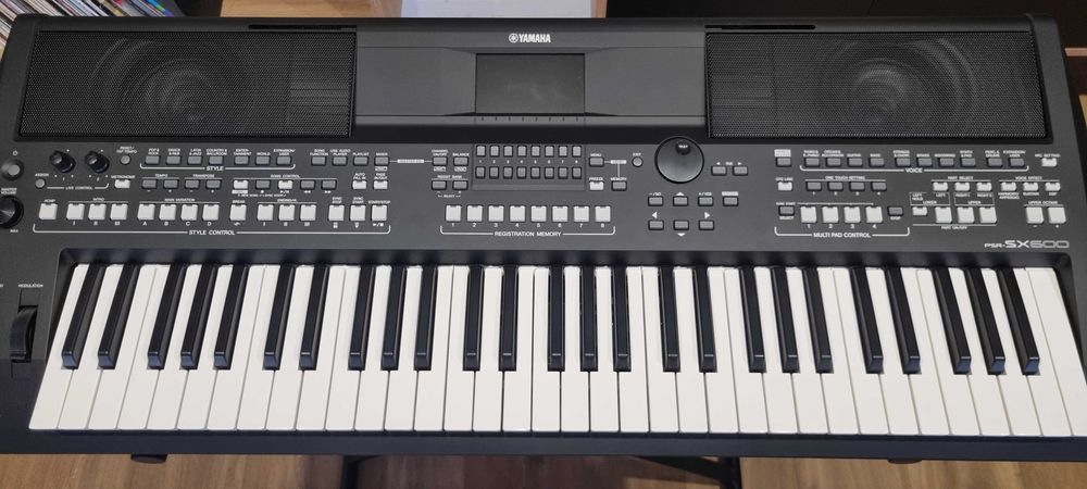 Keyboard Yamaha PSR SX 600 , Statyw, Pokrowiec