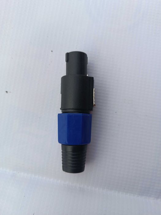 Złącze do kabla głośnikowego