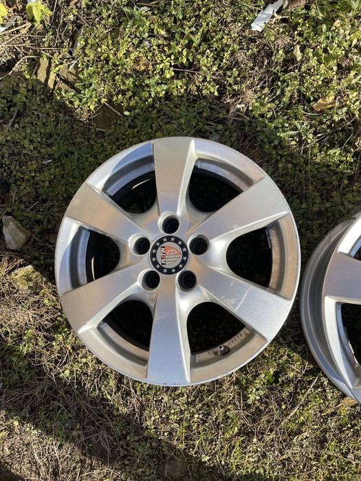 Продам диски на шкоду фабія 1