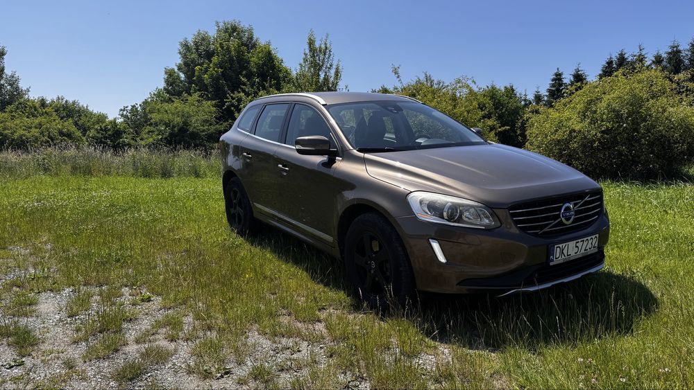 Volvo XC60 2.4D AWD 4x4 automat hak
