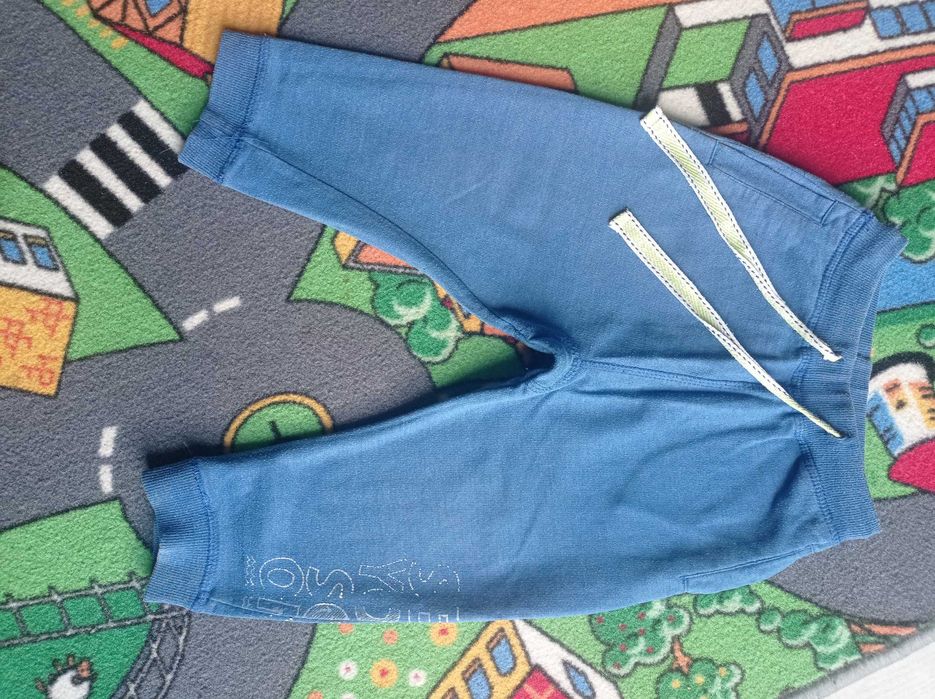 Spodnie chłopięce rozmiar 92