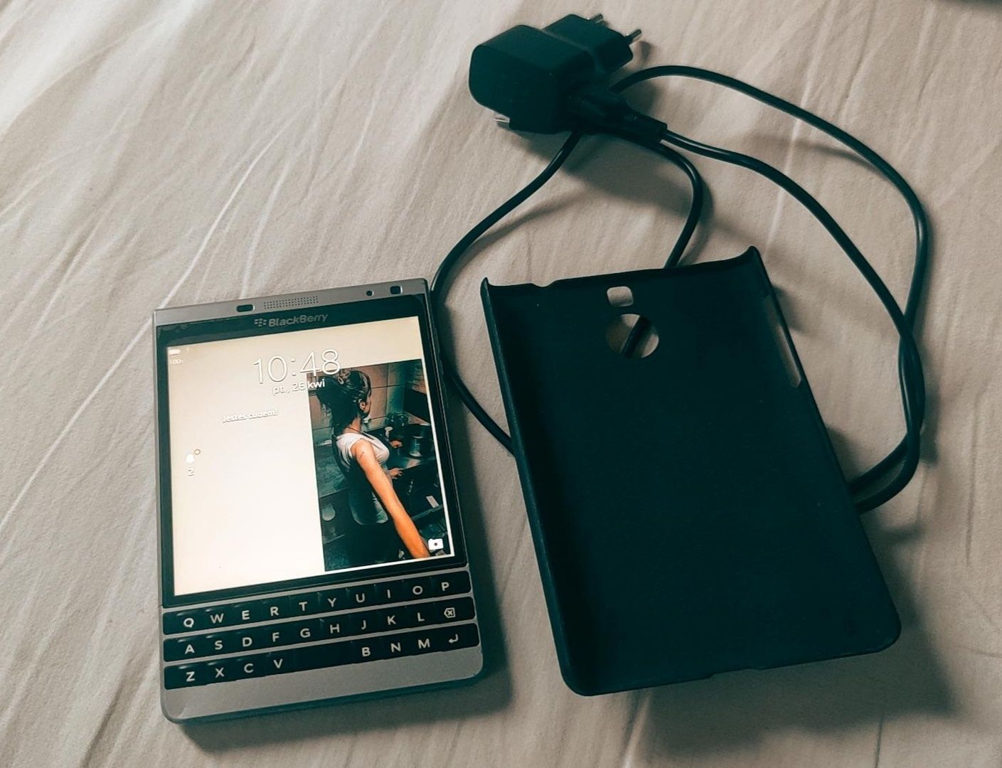 Blackberry Passport 3/32GB Sprawny, Zestaw,Natywne Aplikacje