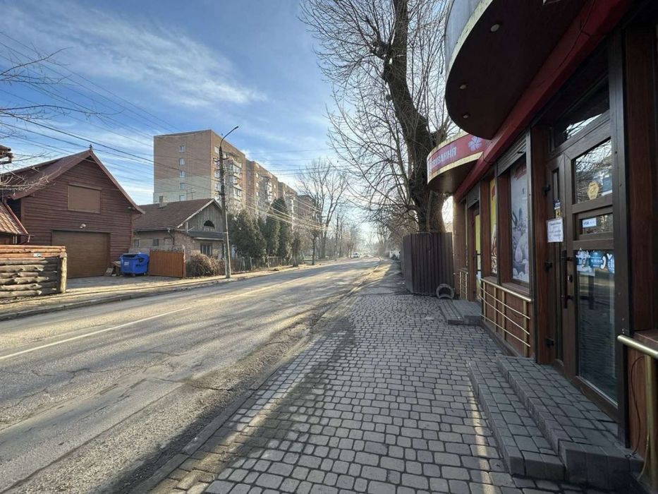 Продам комерційне приміщення по вул.Петлюри