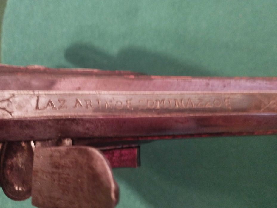 Espingarda de caça francesa de pederneira do final do século XVIII.