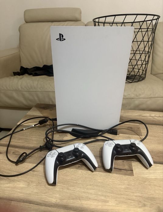 Playstation 5 em otima condições