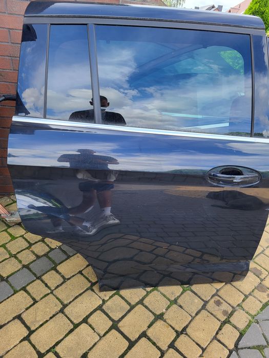 Drzwi tylne prawe przesówne ford grand cmax mk2 10r lakier fa kompletn
