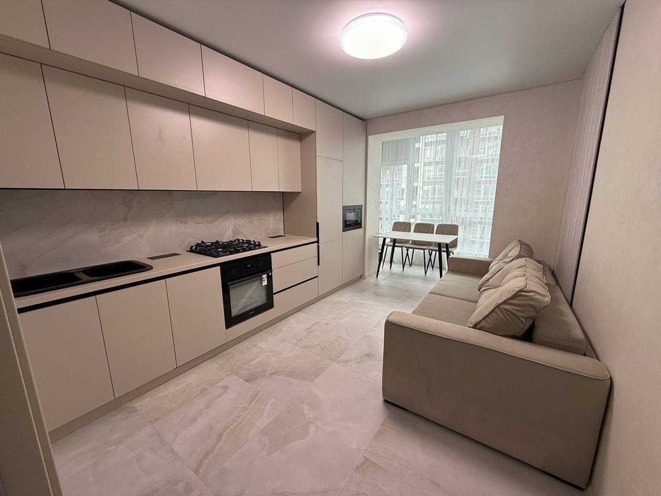 Продаж 1-кімнатної квартири в ЖК «Княгинин», центр міста