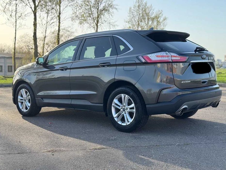 2019 Ford Edge  SEL