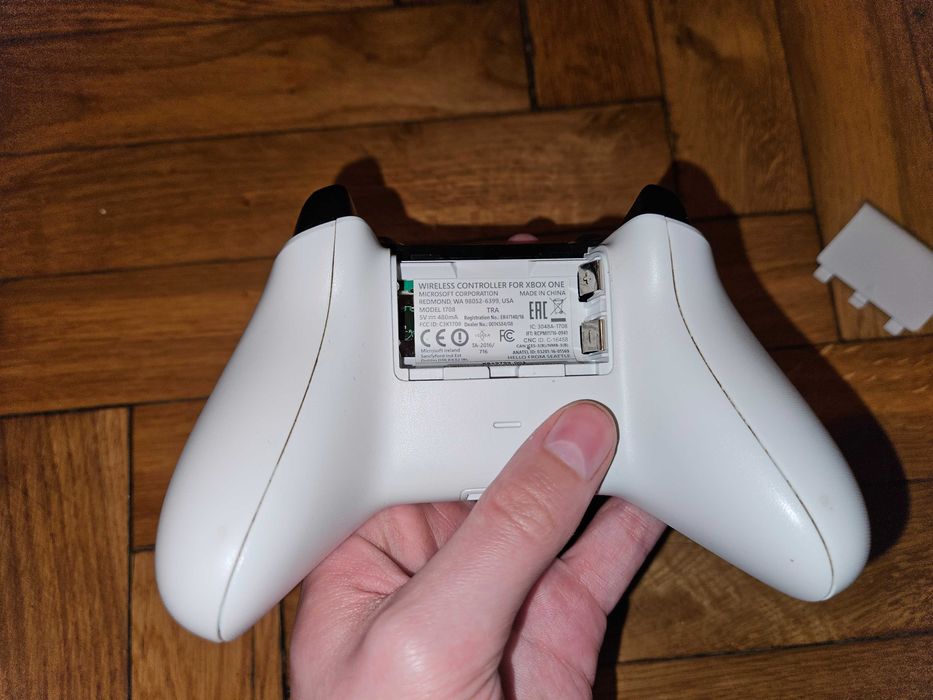 Pad Xbox One *kontroler*