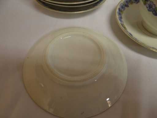 Serwis porcelanowy 10 osób