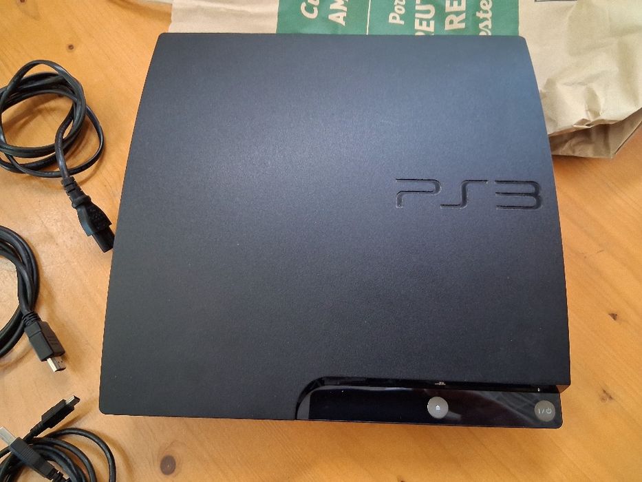 Playstation 3 Slim 320gb Desbloqueada LER DESCRIÇÃO