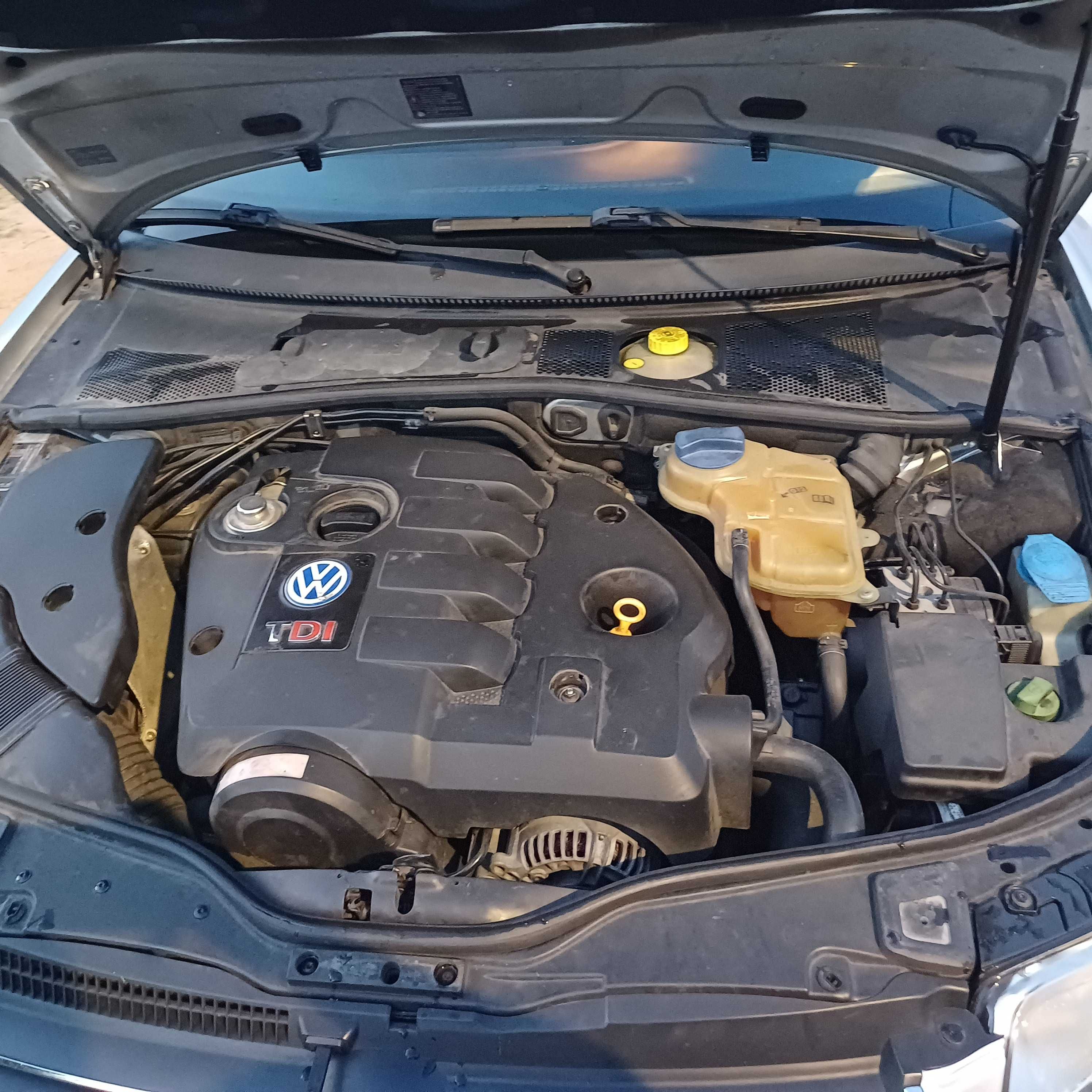 VW Passat PD 130