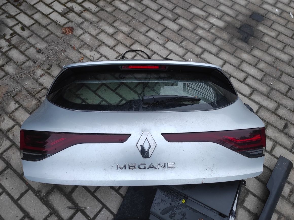 Sprzedam do reanult Megane IV lift klapę tylna kompletna tekqa