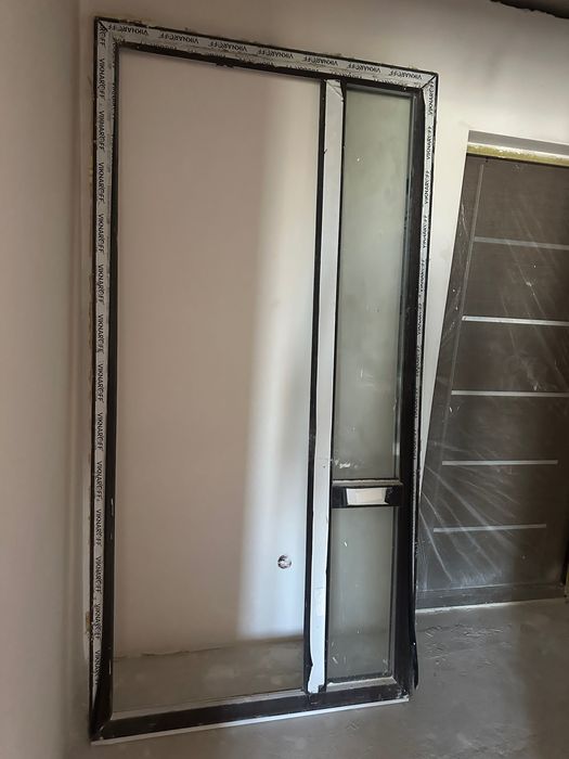 Дверний блок, пʼятикамерний