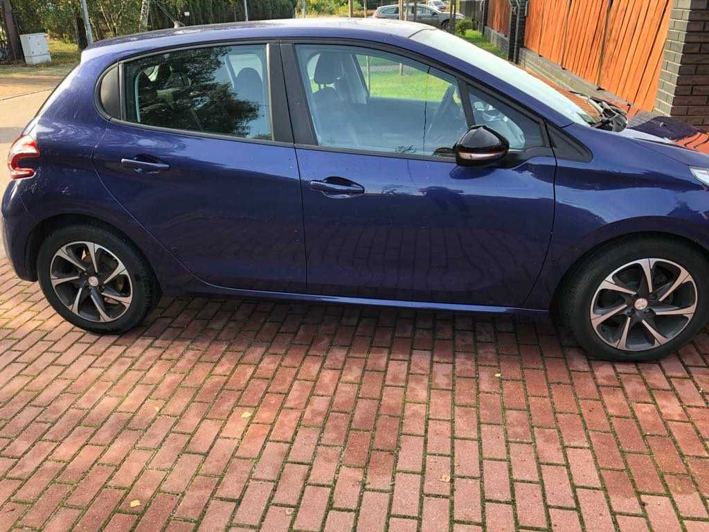 Peugeot 208 1.4vti 95KM 2012r