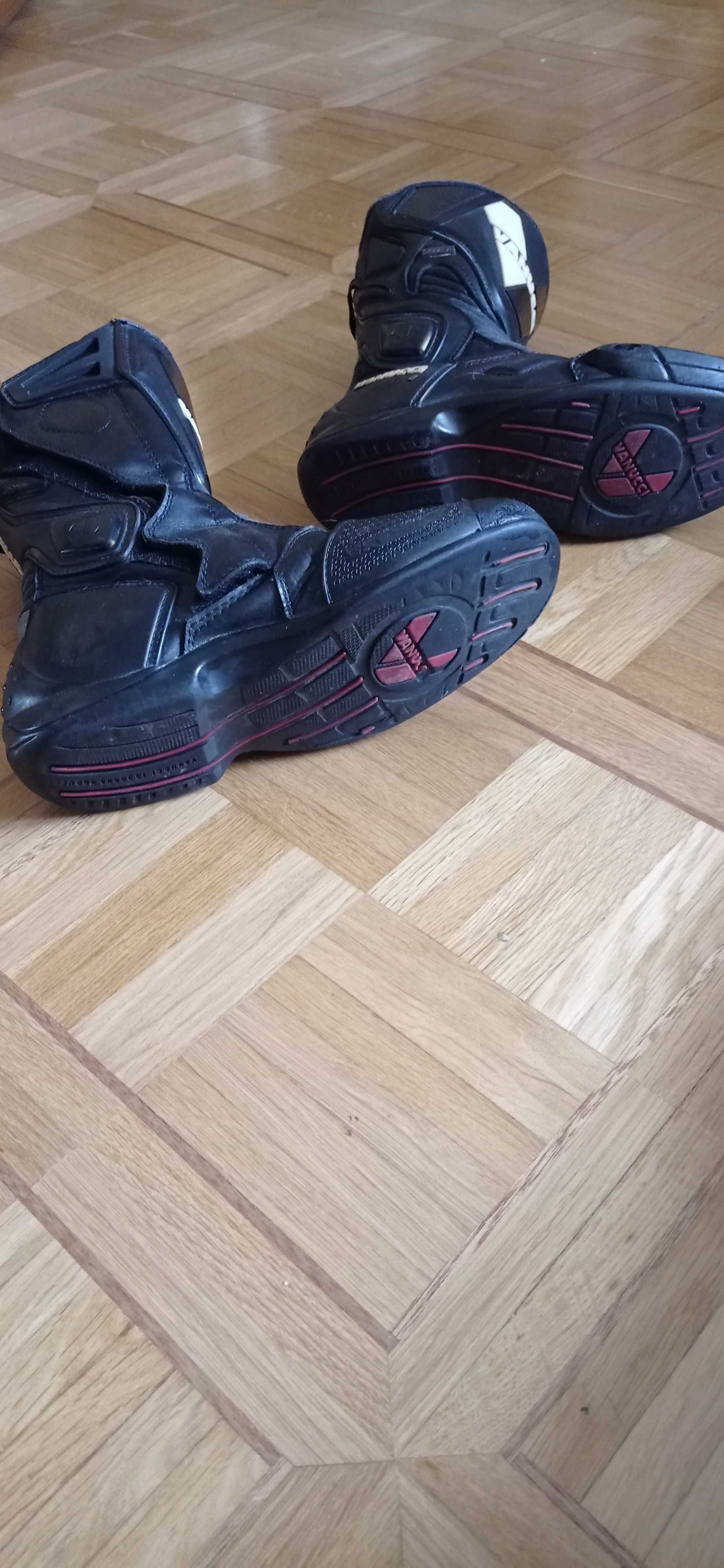 Buty motocyklowe VANUCCI RV1, rozmiar 41