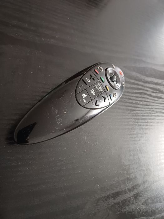 Telewizor LG 49 cali z uchwytem
