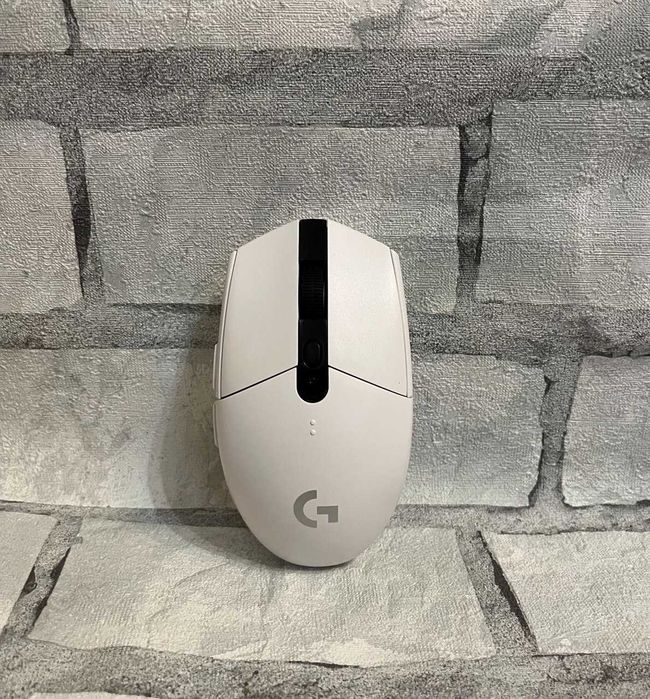 Мишка бездротова Logitech G304 білого кольору