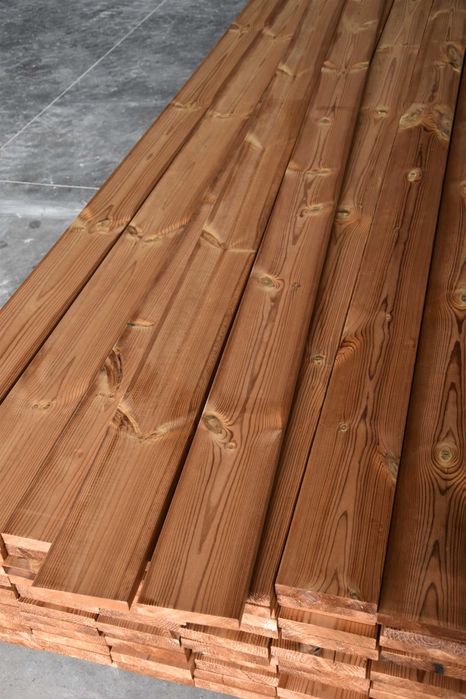 Deska tarasowa termo sosna 4R3 26x117x3900 klasa jakości AB