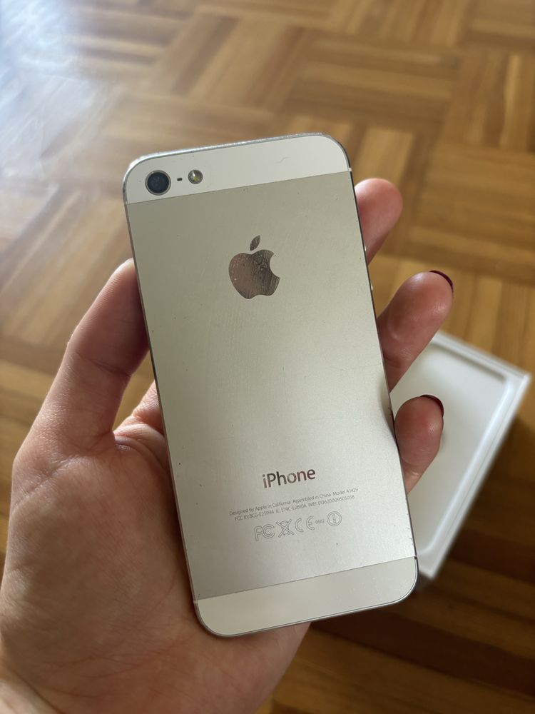 iPhone 5, 16 GB, biały