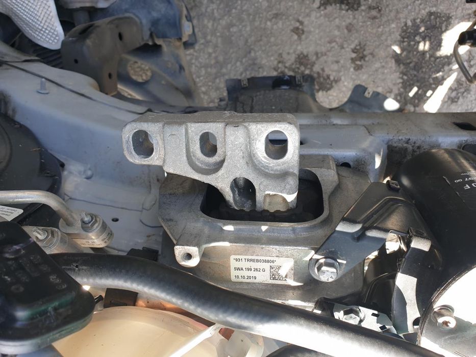 Apoio do motor AUDI Q2 (GA)