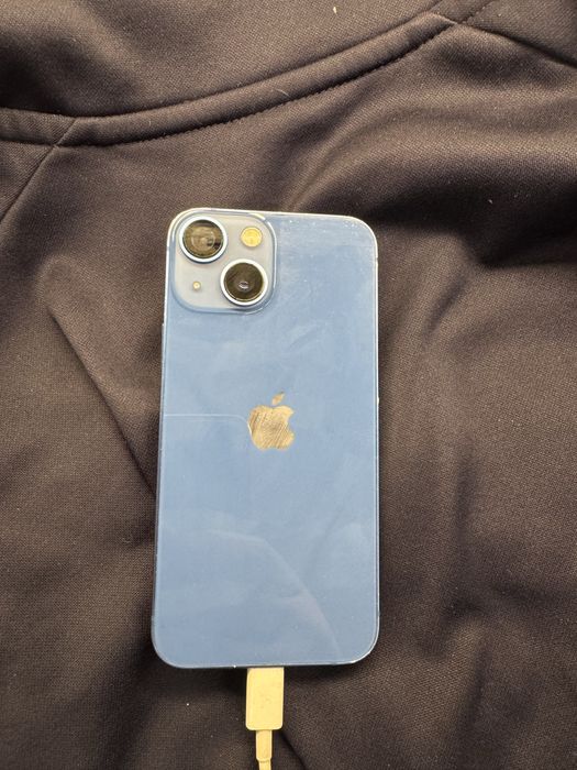 Продам iphone 13 mini 128Gb синій скол і пятно на екрані neverlock