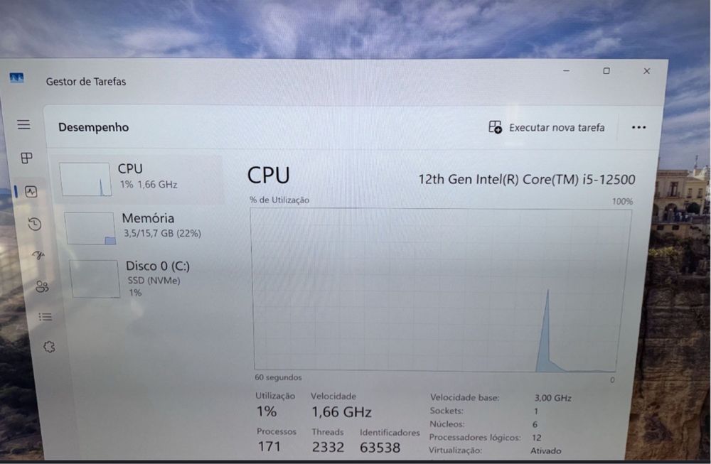 Lenovo ThinkCentre m90q, 15 Gen3-12500 mini pc