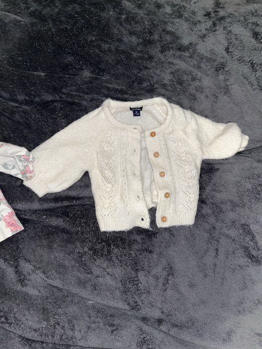 Дитячі кофтинки на дівчинку