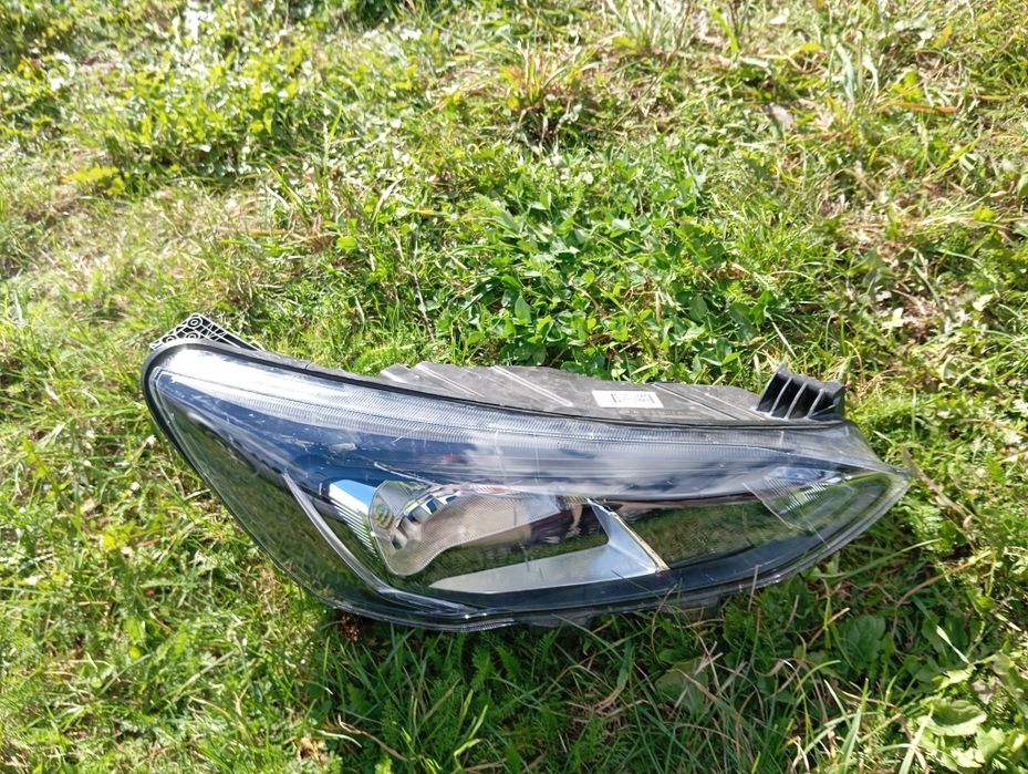 Lampa reflektor prawy przód Ford Focus MK4 Full LED Oryginał Europa
