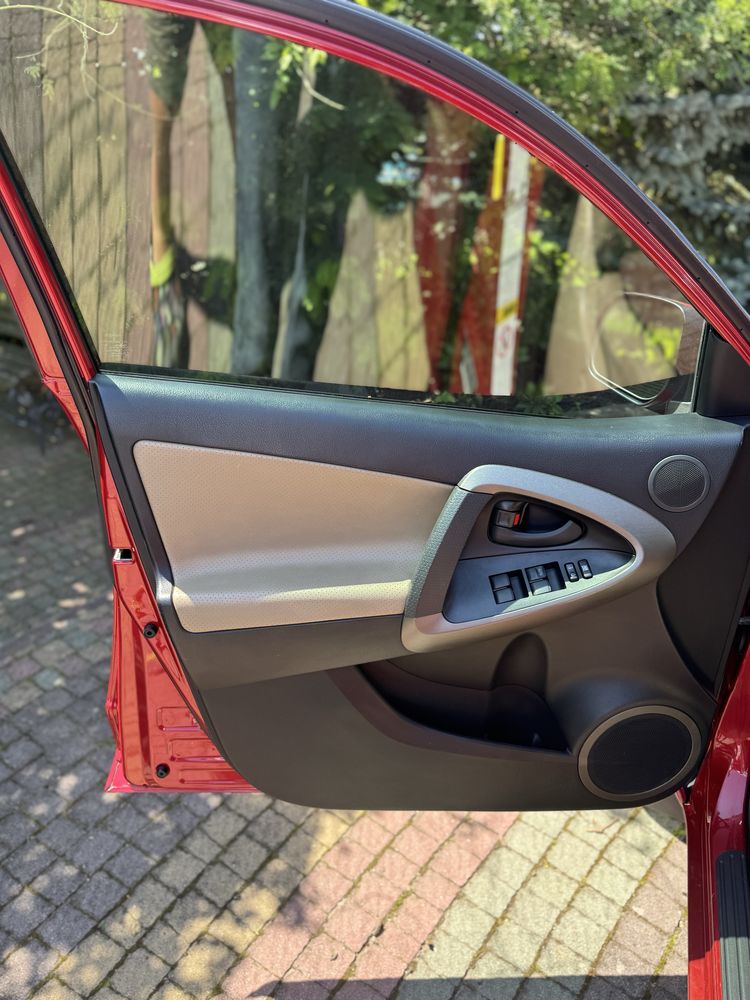 Toyota Rav 4 2.4 Limited Automat