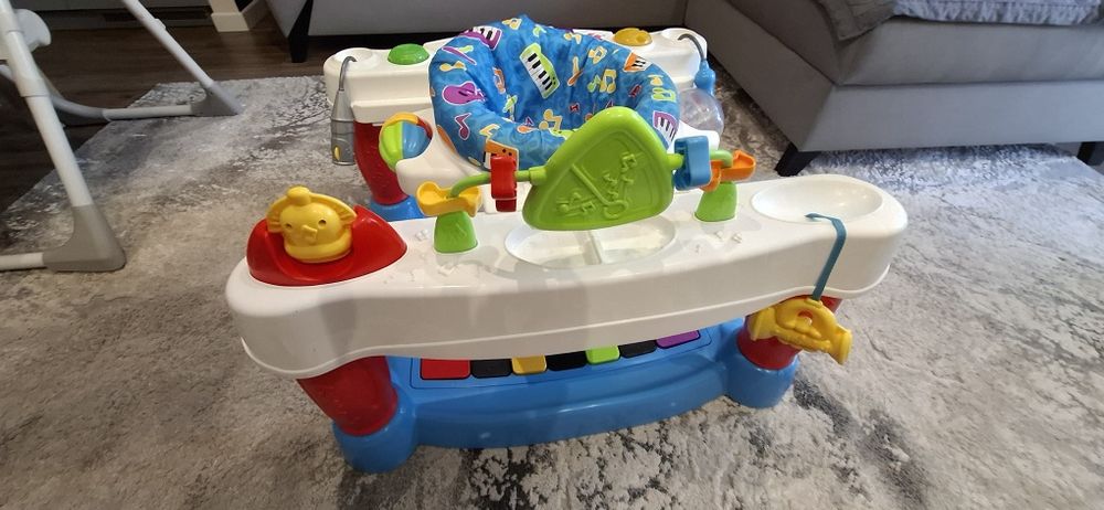 Chodzik  skoczek  edukacyjny krzesełko pianio step n play Little Super