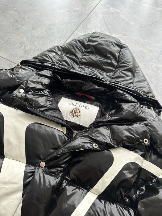 Пуховик Moncler&Valentino