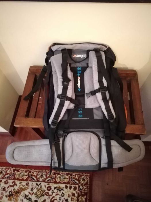 Mochila VANGO CONTOUR trekking 60lts