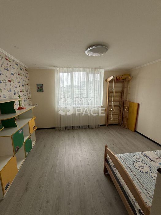 ЖК Позняки-4а, вул. Олени Пчілки, 8 /Дарниця, Соцмісто