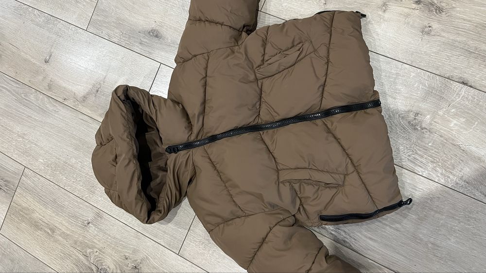 Куртка zara для дівчинки демісезон осінь 130