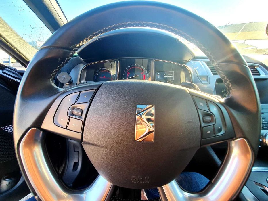 DS5 Híbrido 2.0 HDi – 2014 – Importado da Alemanha – Excelente estado!