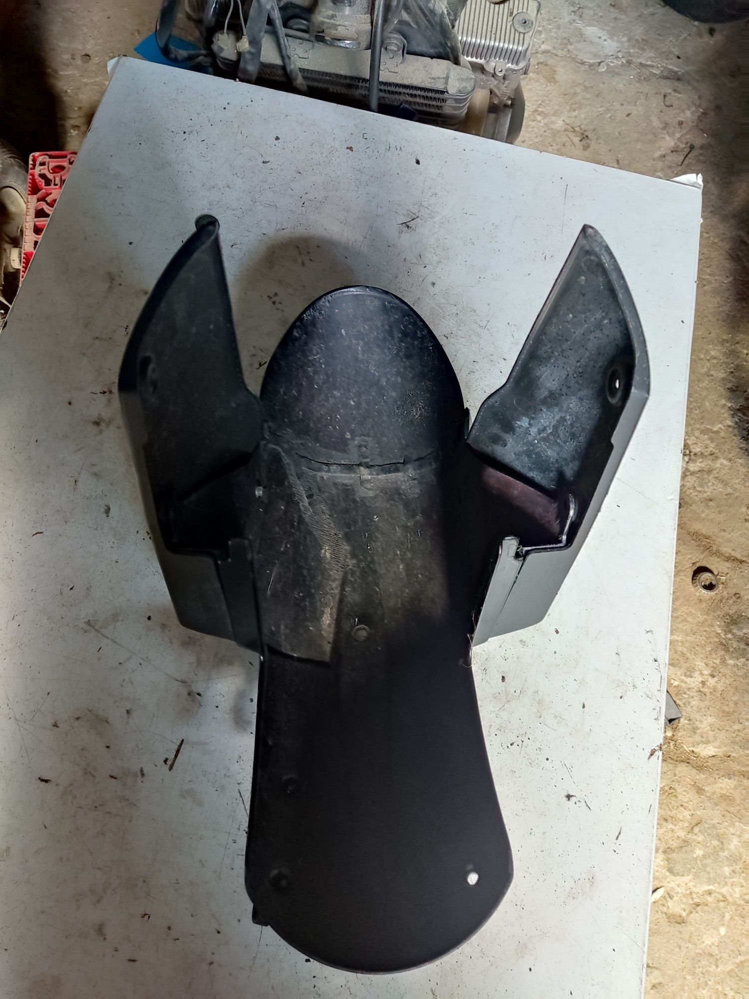 Kawasaki zx10 r błotnik 04-05