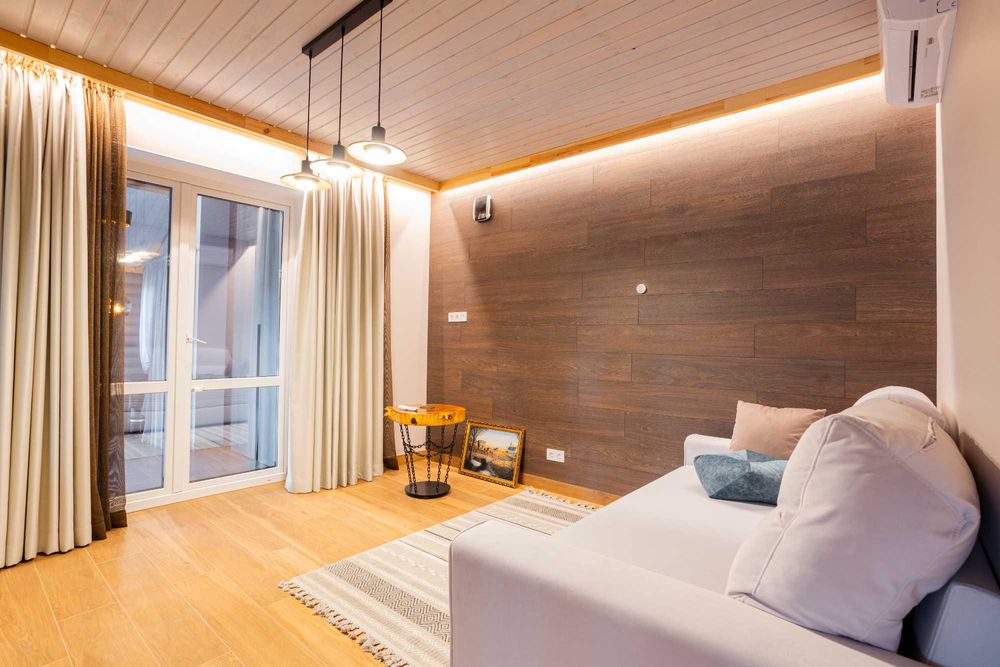 Продажа комплекса: два энергоэффективных дома 280 м² + 120 м² Осокорки