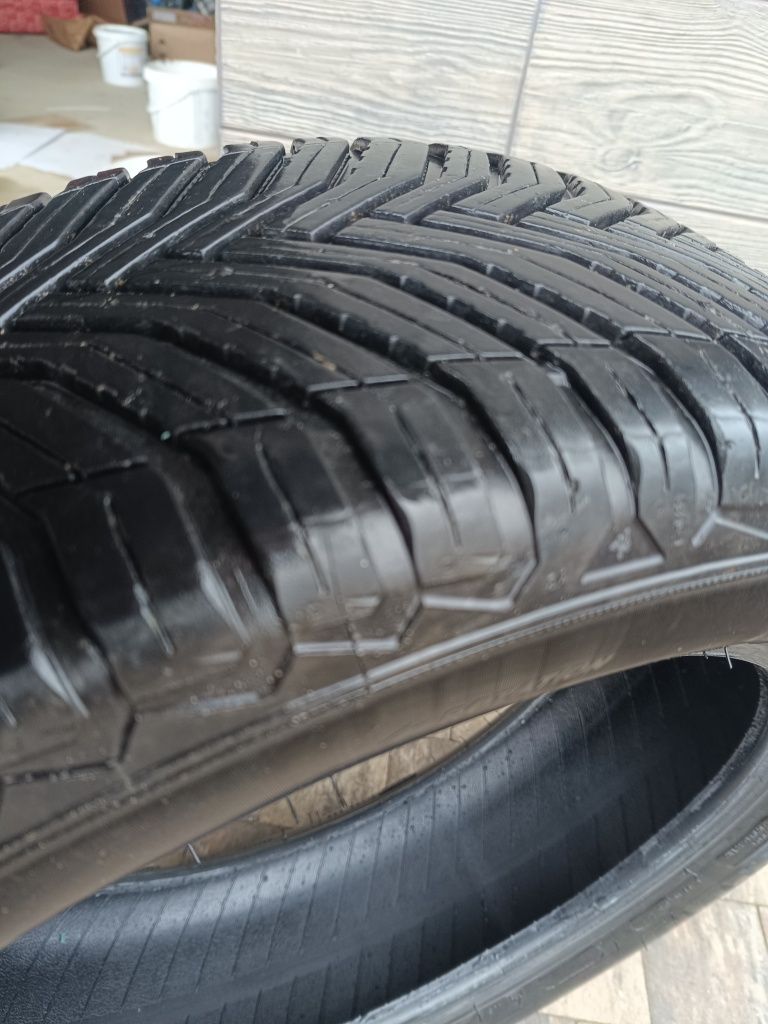 Opony całoroczne Michelin CrossClimate 2 225/55 R19 99 V

Czyt